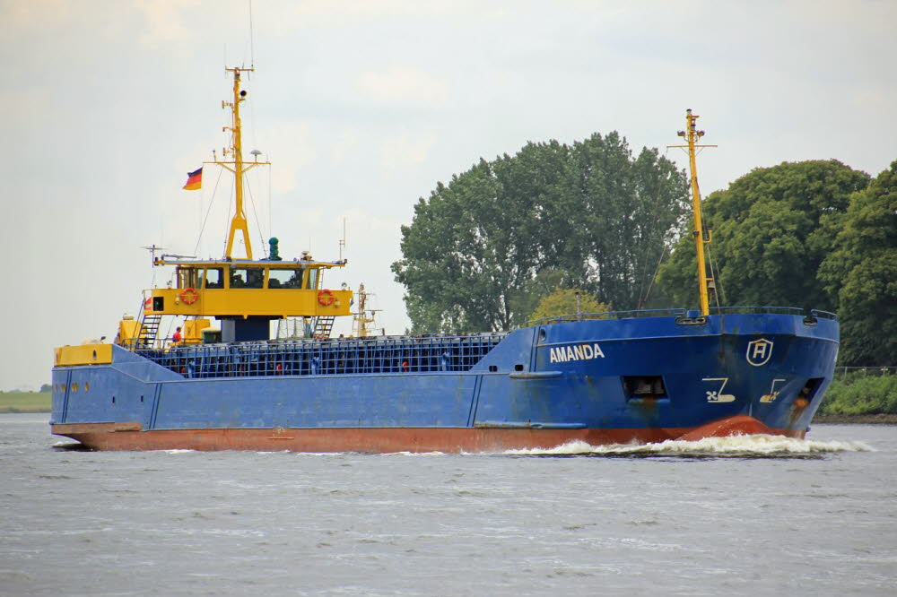 Amanda - IMO 8104565