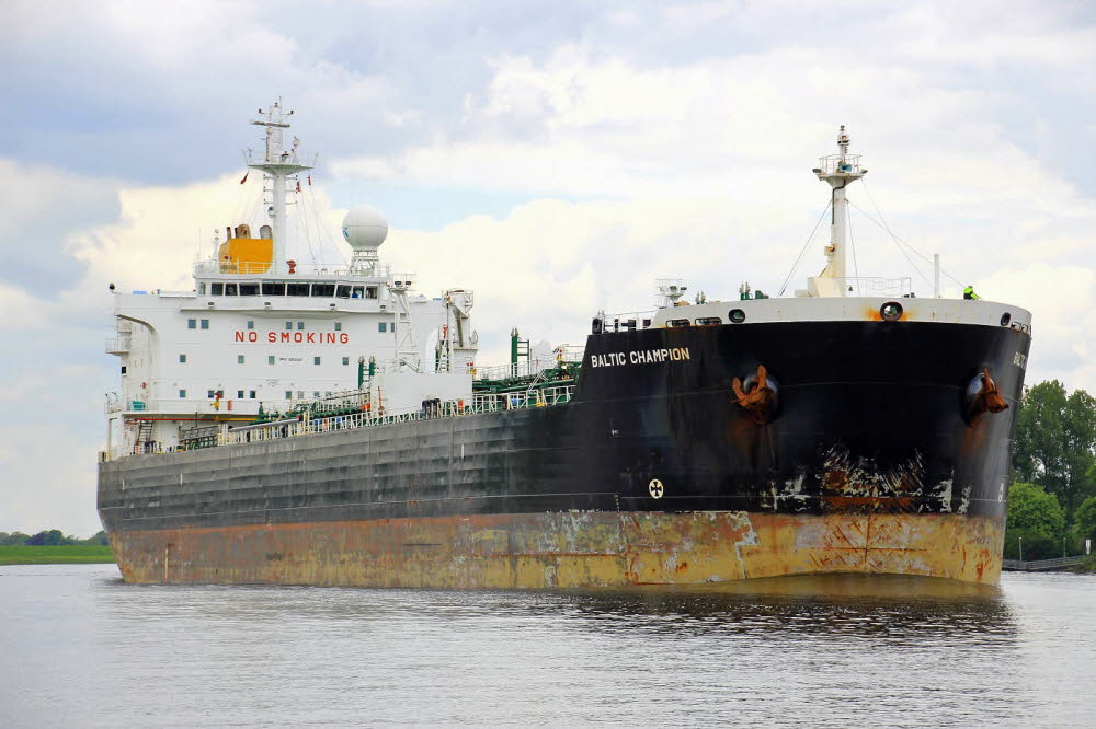 Baltic Champion - IMO 9260029