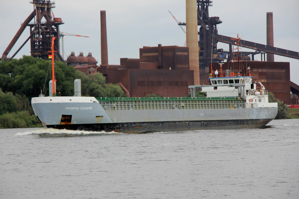 Kapitan Sakharov - IMO 9279434