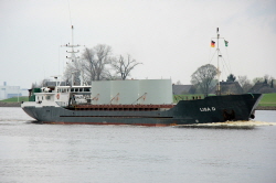 Lisa D - IMO 8205187